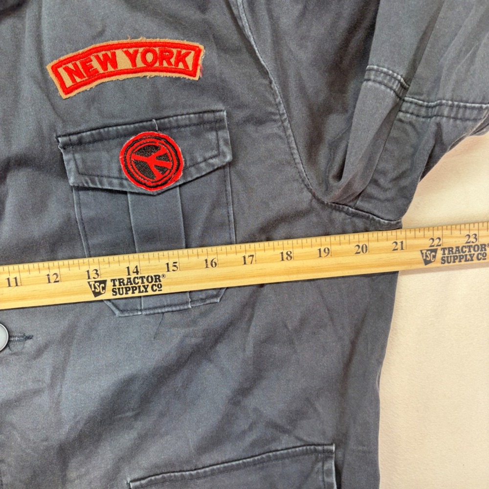Elan Dark Wash Utility Jacket "Heartless" "New York"‎ Patches "Peace" Large
 L - Picture 8 of 12